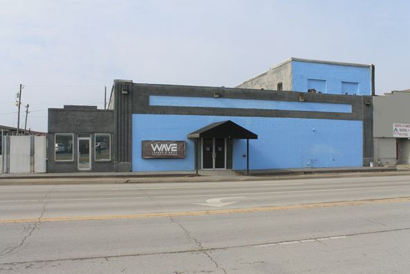 Wave Building: 16 N James St, Kansas City, KS 66118